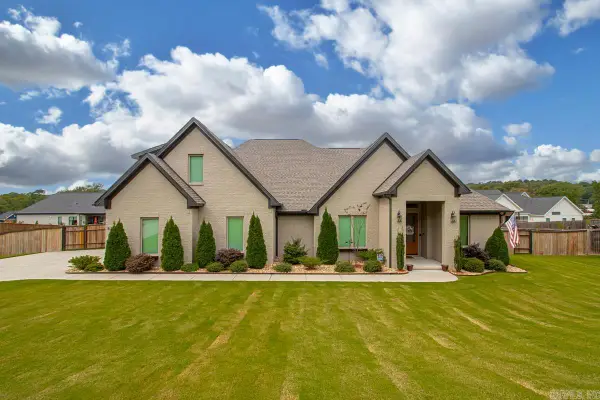 838 Belle Grove Loop, Benton, AR 72019