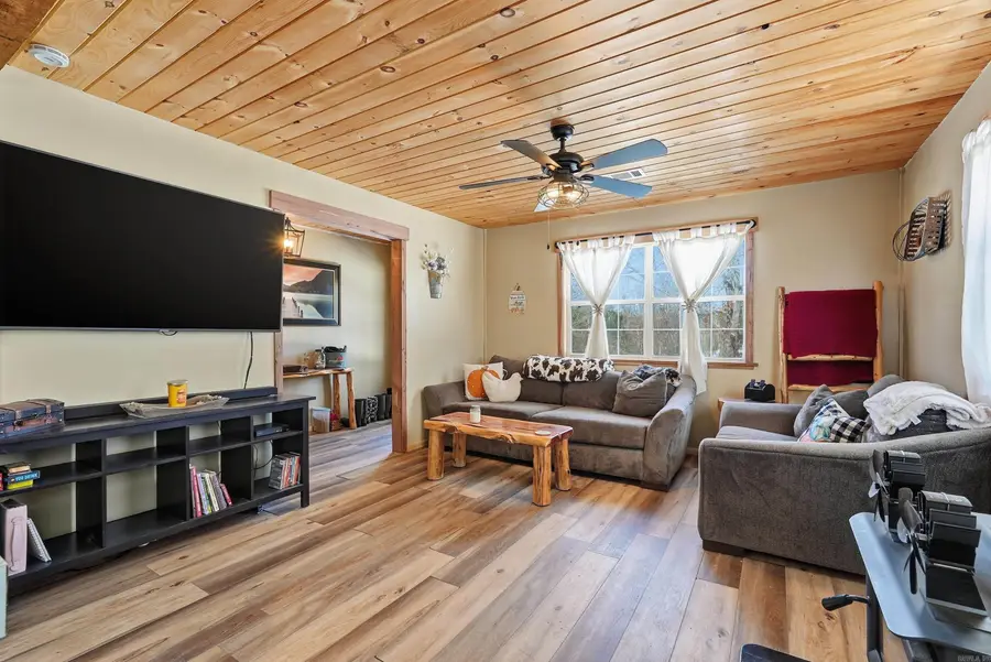 121 Pumpkin Center Circle, Quitman, AR 72131 - Image #3