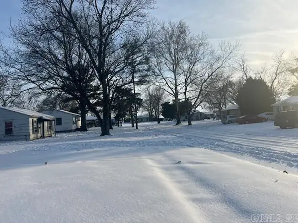 201 S 12th Avenue, Paragould, AR 72450