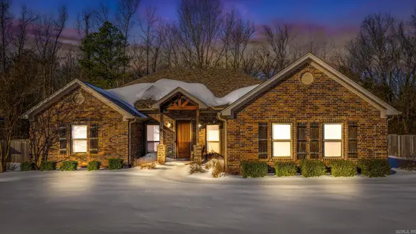 160 Creekside Drive, Austin, AR 72007