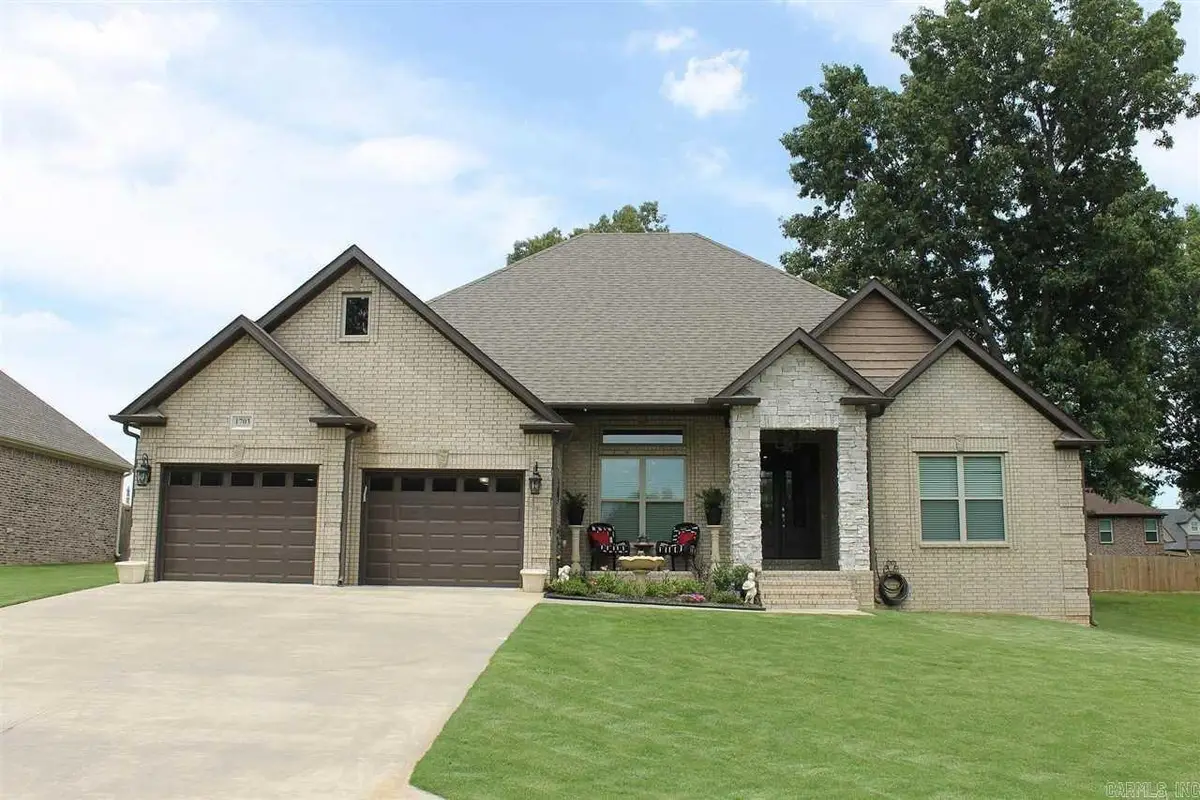 1703 Austin, Paragould, AR 72450 - Image #1
