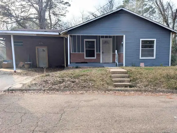 604 Sycamore Ave., Camden, AR 71701