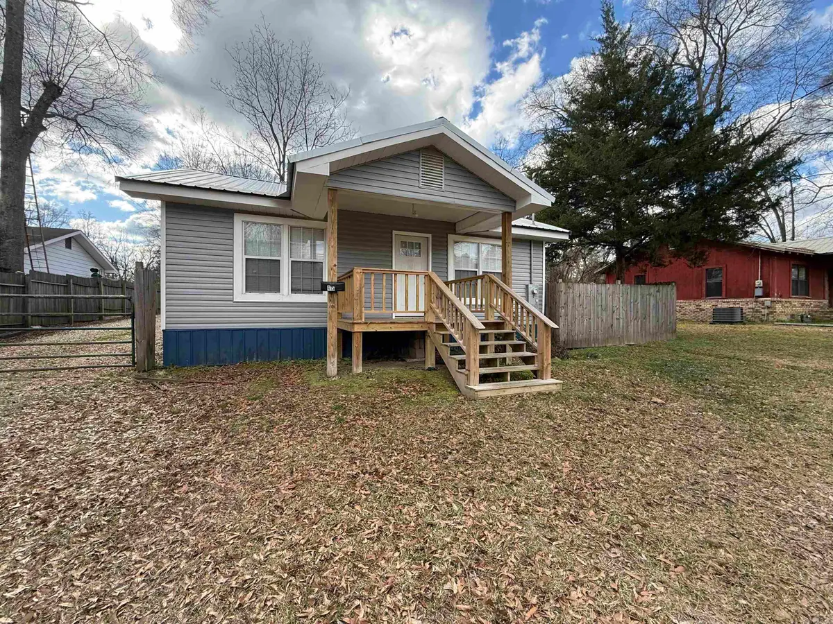 415 Hennessey Street, Camden, AR 71701 - Image #1