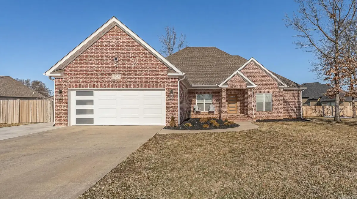 817 Gloucester Close, Jonesboro, AR 72405 - #1
