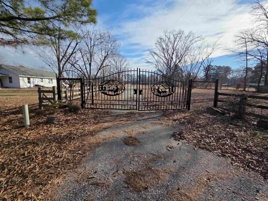 Address Withheld By Seller, Pine Bluff, AR 71603 - Image #2