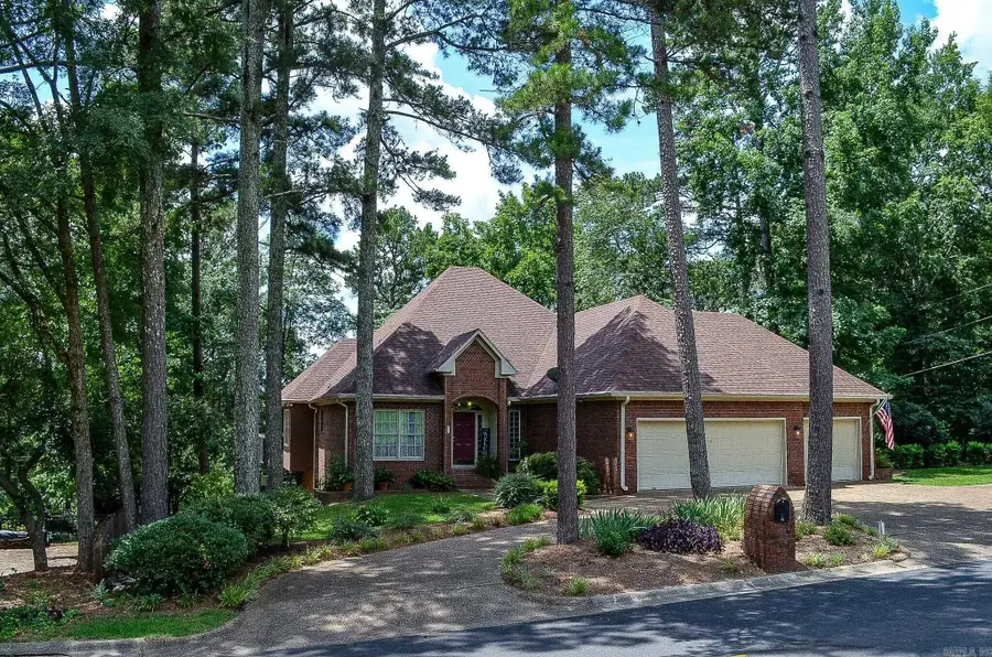 132 Parkridge Street, Hot Springs, AR 71901 - #3