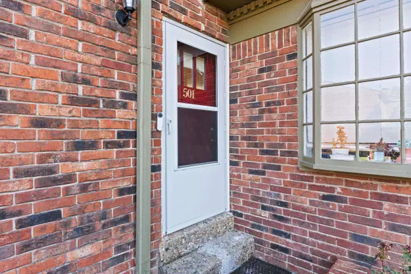 504 Green Mntn. Dr. #501, Little Rock, AR 72211