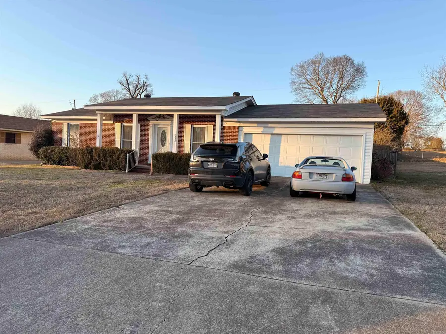 1330 Glenmere Circle, Malvern, AR 72104 - #2