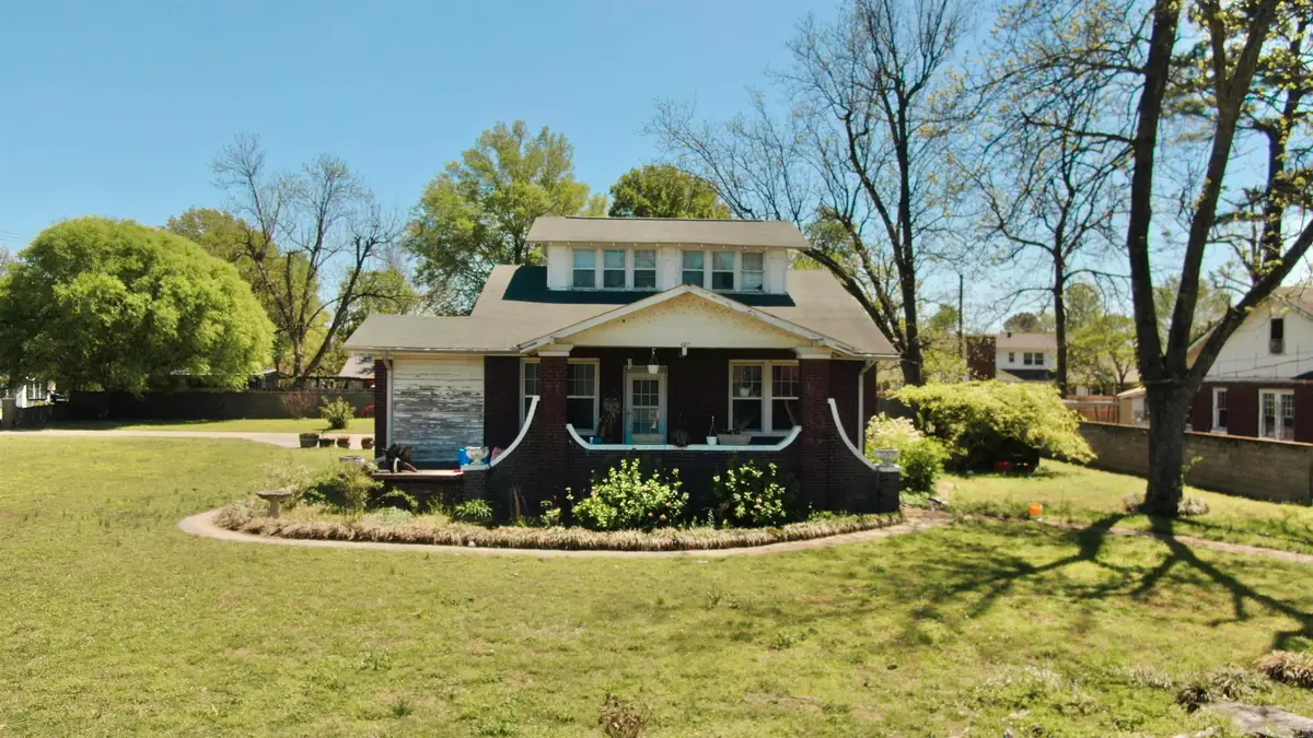 420 NW 3rd St, Walnut Ridge, AR 72476 - Image #1