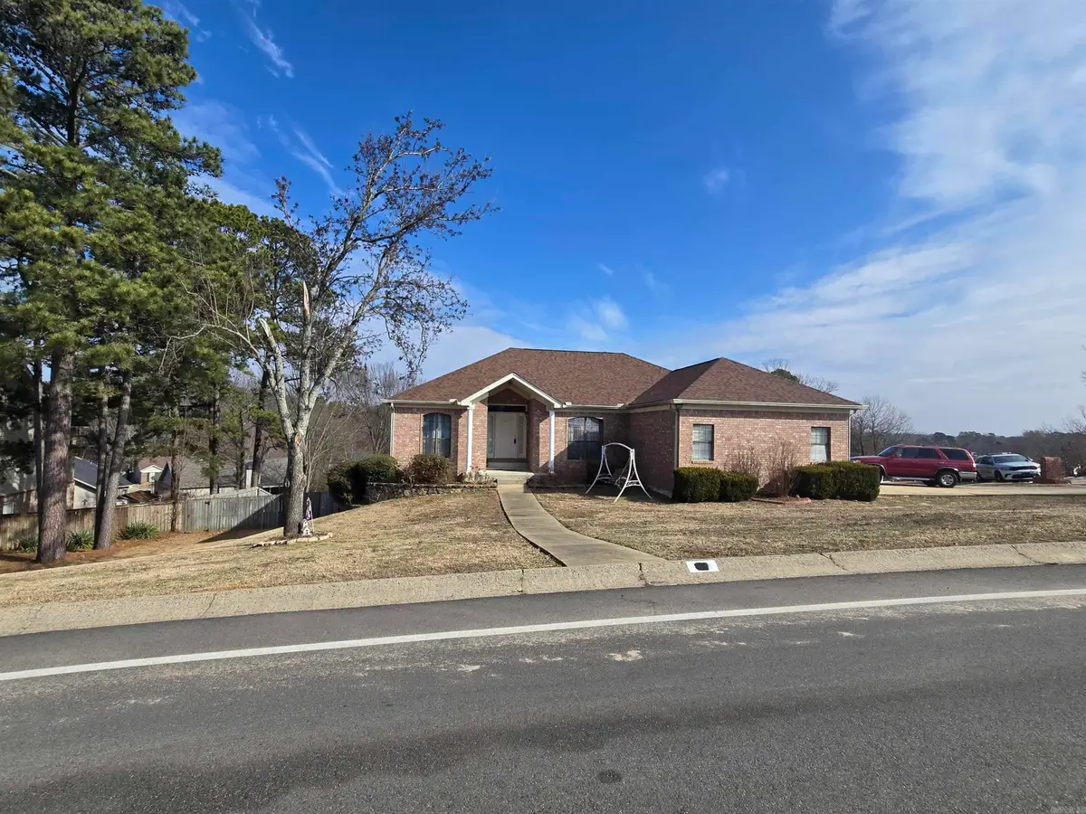 31 Turquoise Drive, Maumelle, AR 72113 - Image #1