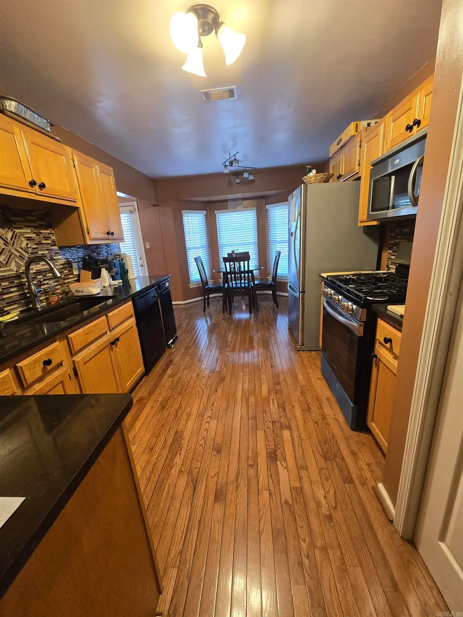 31 Turquoise Drive, Maumelle, AR 72113 - Image #3