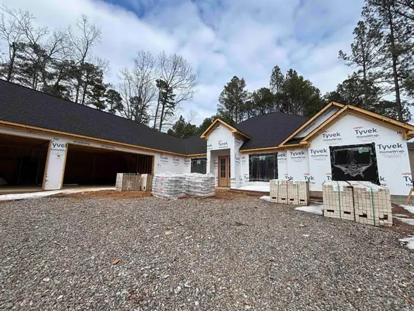 81 Elcano Drive, Hot Springs Village, AR 71909