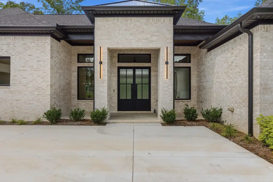 311 Devoe Bend Drive, Maumelle, AR 72113 - #2
