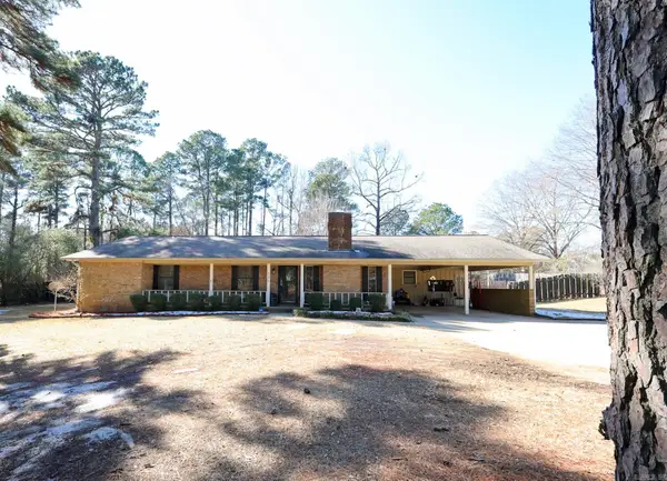 136 Jacks Dr, El Dorado, AR 71730