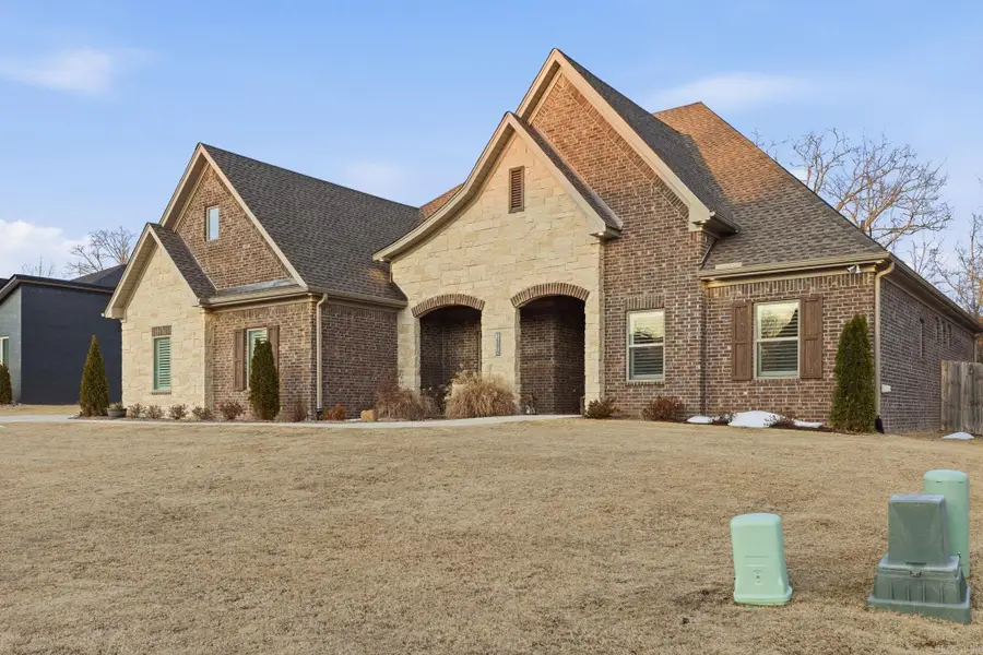 14510 Stonebrook Lane, Maumelle, AR 72113 - Image #2
