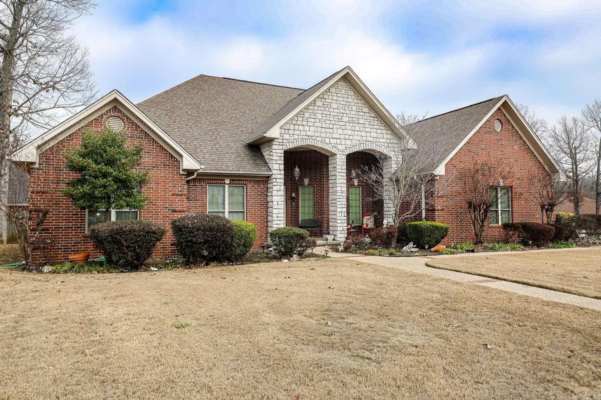 5021 Manhattan Dr, Benton, AR 72019 - Image #1