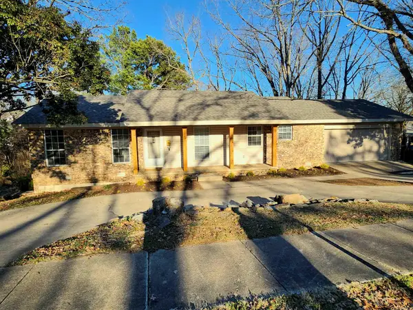 3320 North Hills Boulevard, North Little Rock, AR 72116