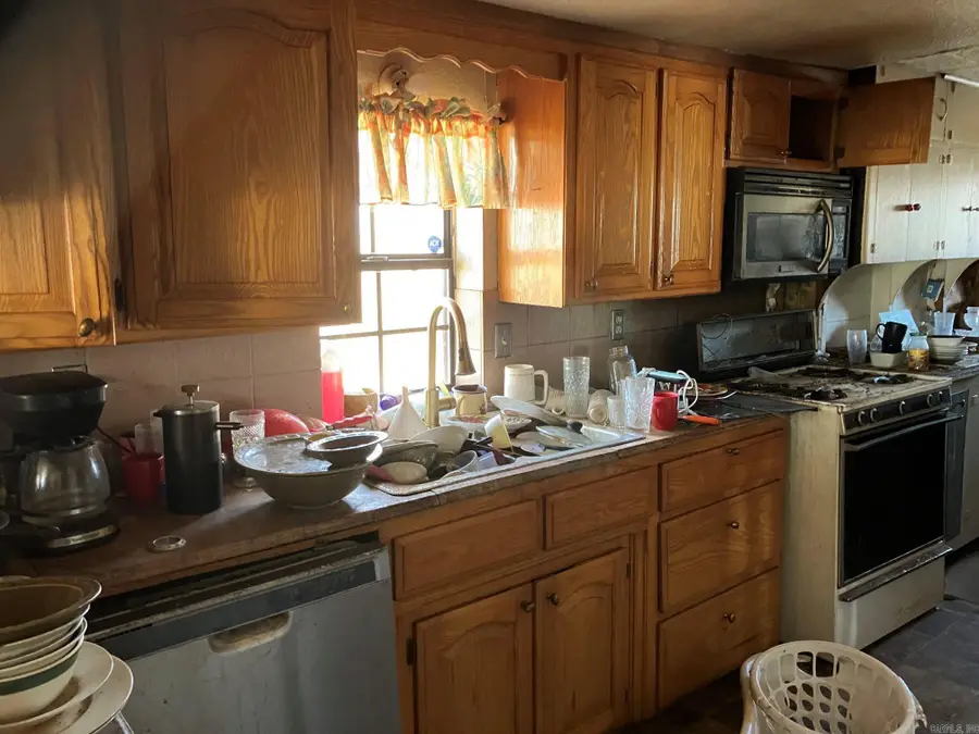 415 Redbud Street, Waldron, AR 72958 - Image #2