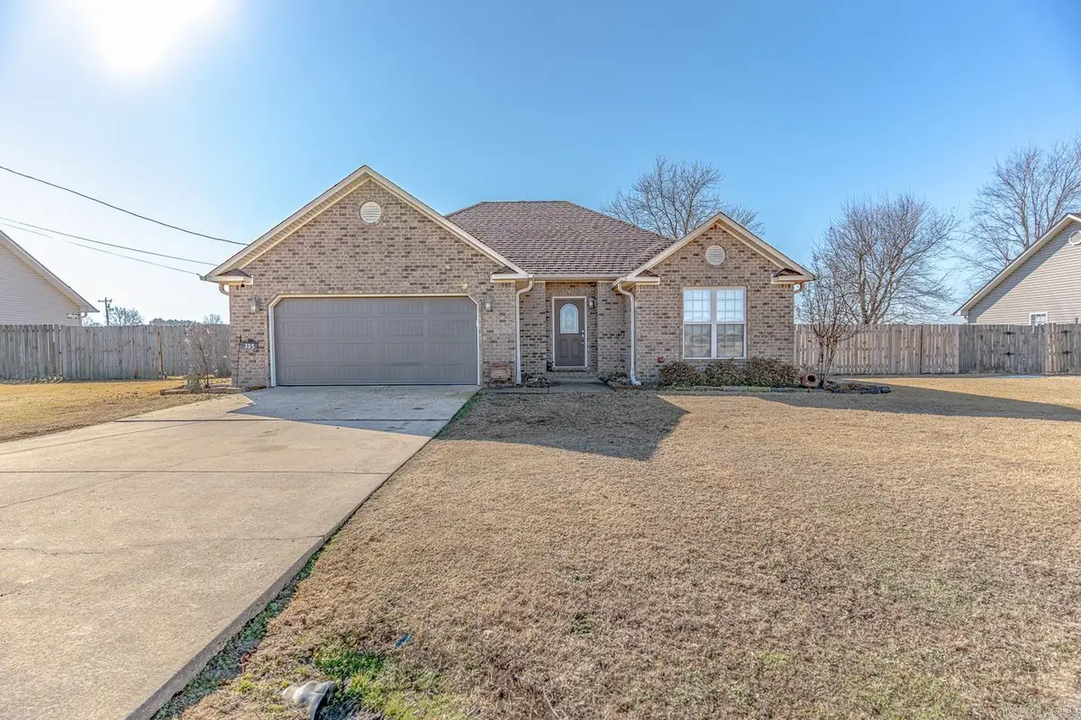 305 Amber Dr, Harrisburg, AR 72432 - Image #1