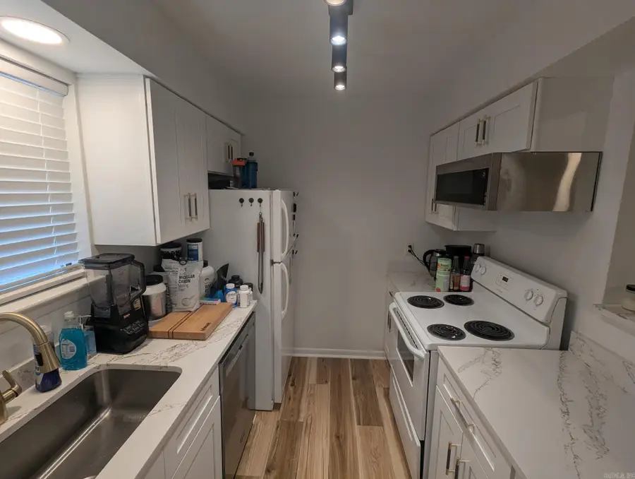 101 Pine Forest #E18, Maumelle, AR 72113 - Image #3