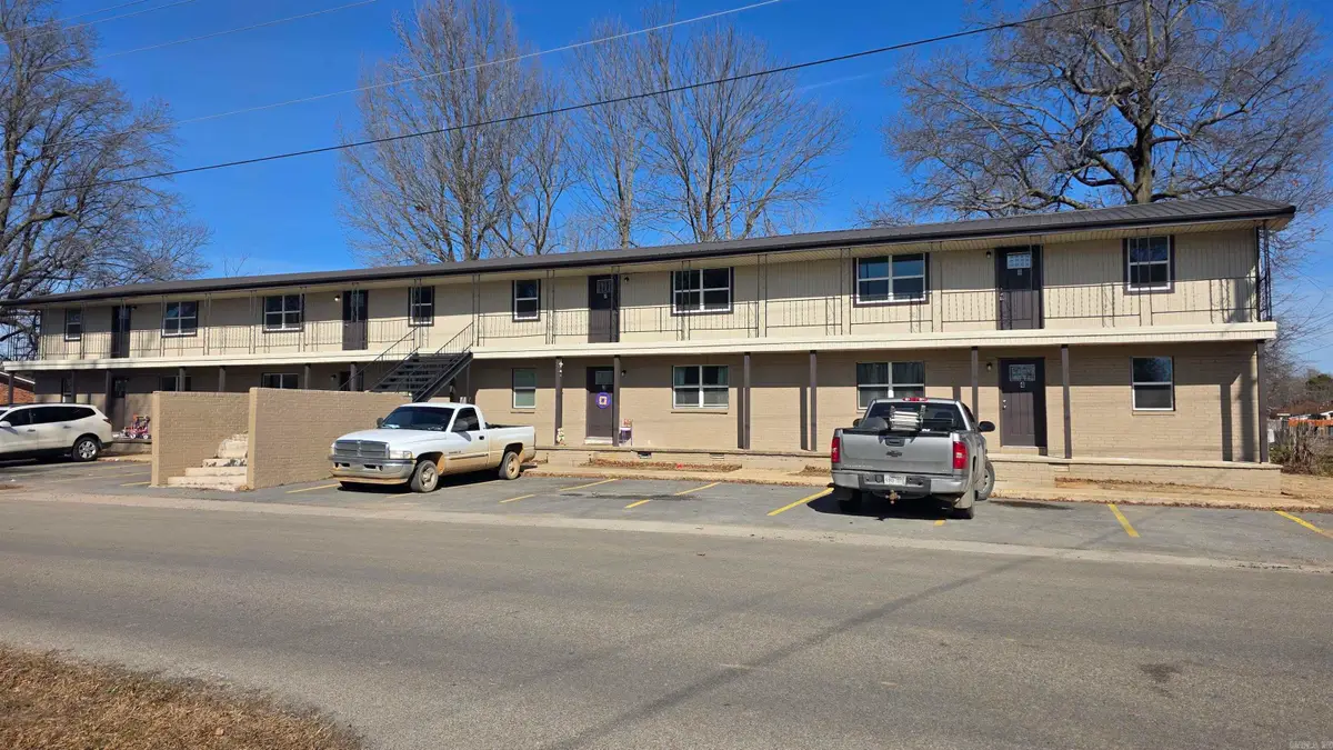 1205 W Hunt St, Paragould, AR 72450 - Image #1