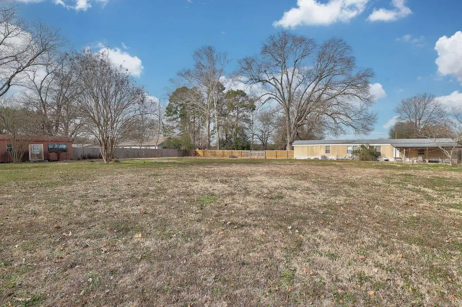 543 Birch Street, Maud, TX 75567 - #3