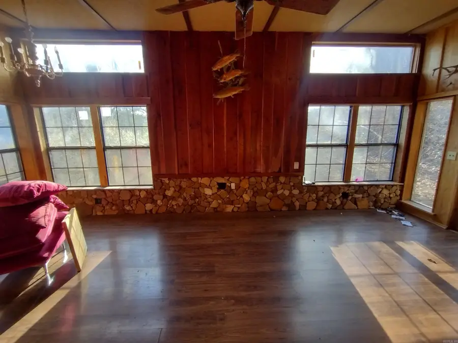 3365 Round Bottom Rd, Mountain View, AR 72560 - #3