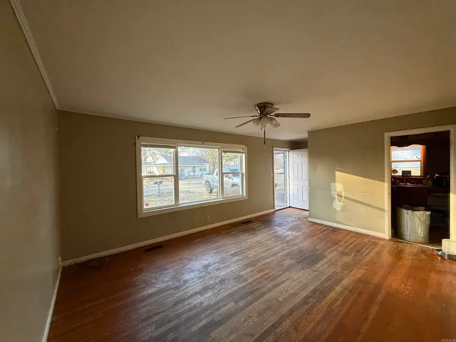 1208 S Park Streets, Pocahontas, AR 72455 - #3