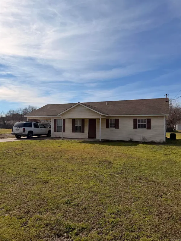 300 N 18 1/2 Avenue, Paragould, AR 72450
