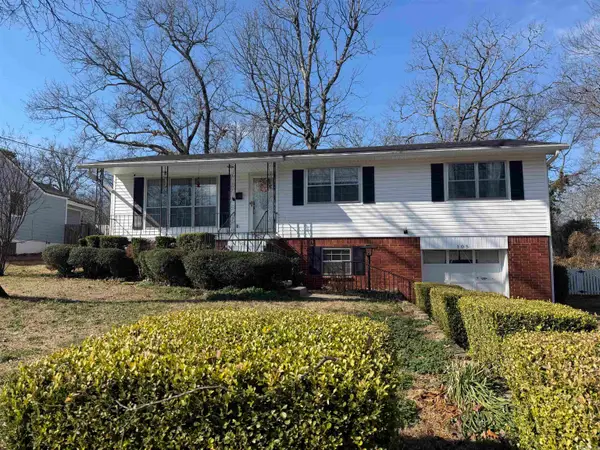 105 Glenora Avenue, Sherwood, AR 72120