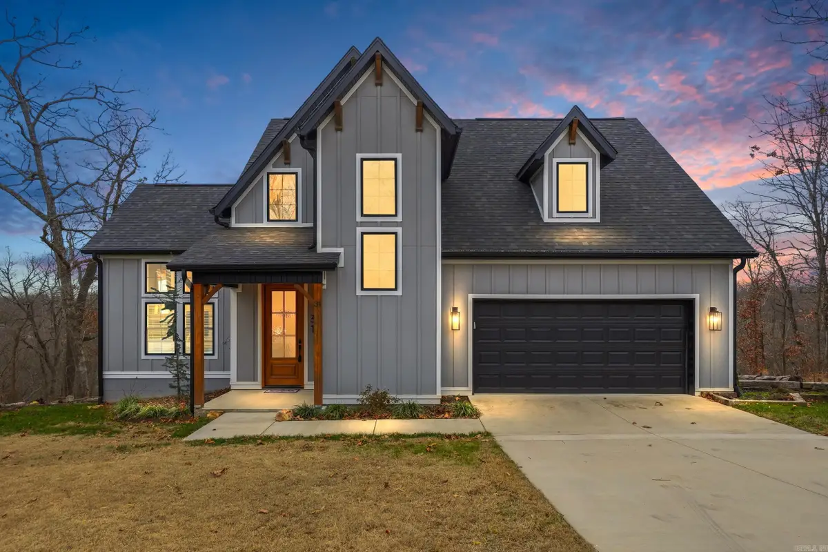 31 Magrath Circle, Bella Vista, AR 72715 - #1