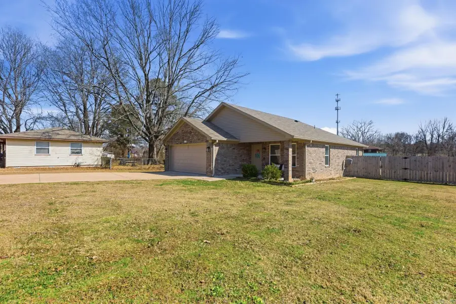 617 Cloverdale Road, Jacksonville, AR 72076 - #2