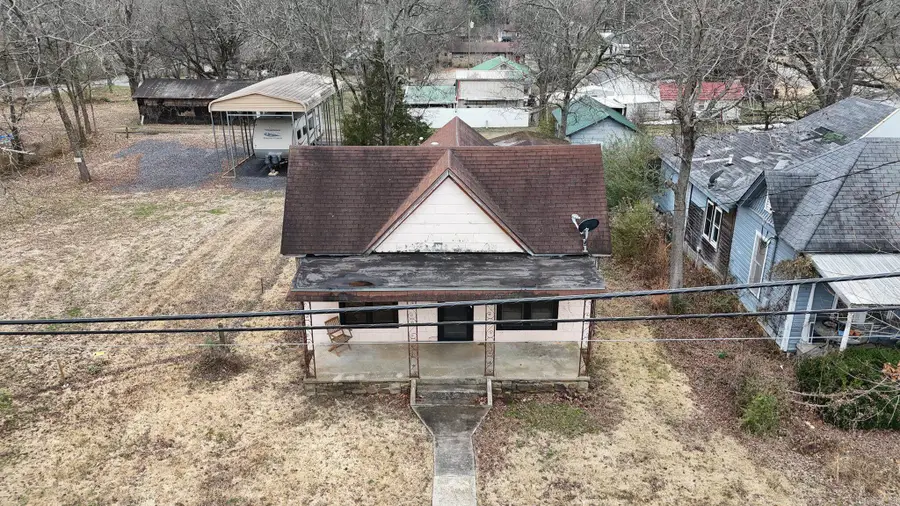 1105 7th St, Mena, AR 71953 - #2