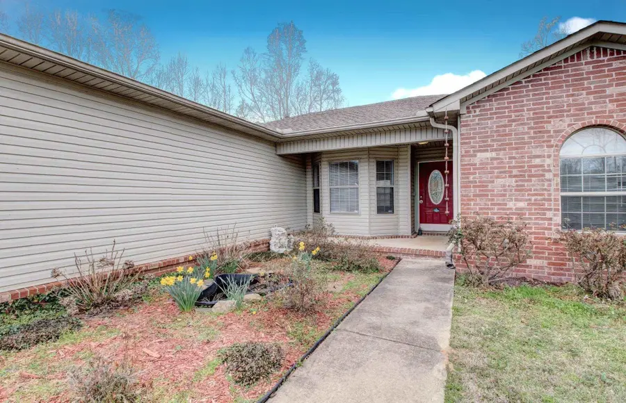 320 Juanita Drive, Lonoke, AR 72086 - #2