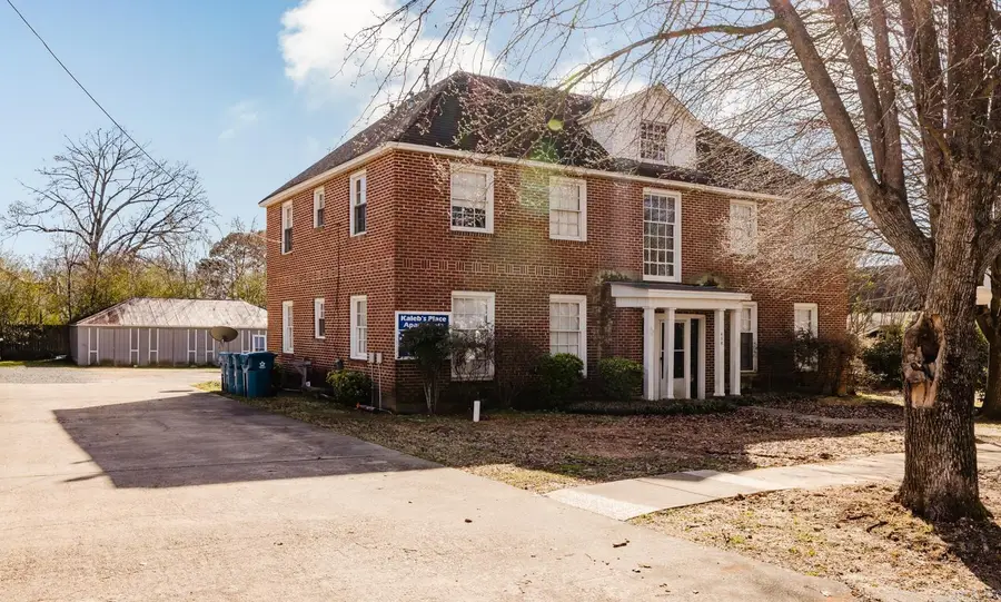 408 W Sevier St, Benton, AR 72015 - #2