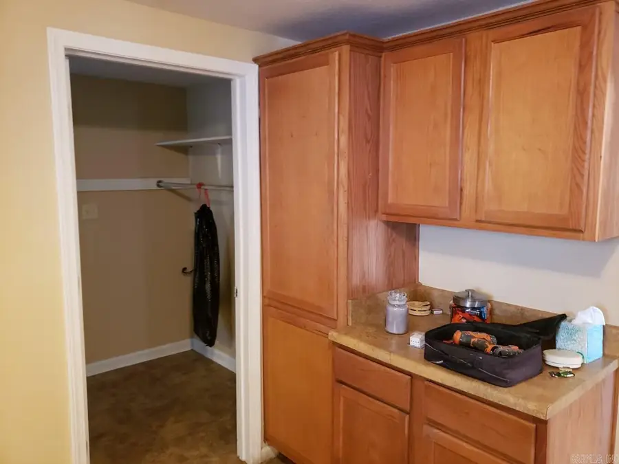 804 W 37th St, North Little Rock, AR 72118 - #3