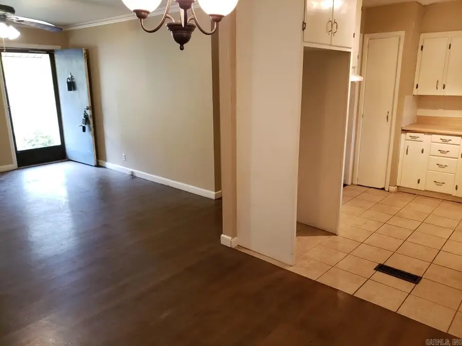 23 Belmont Dr, Little Rock, AR 72204 - #3