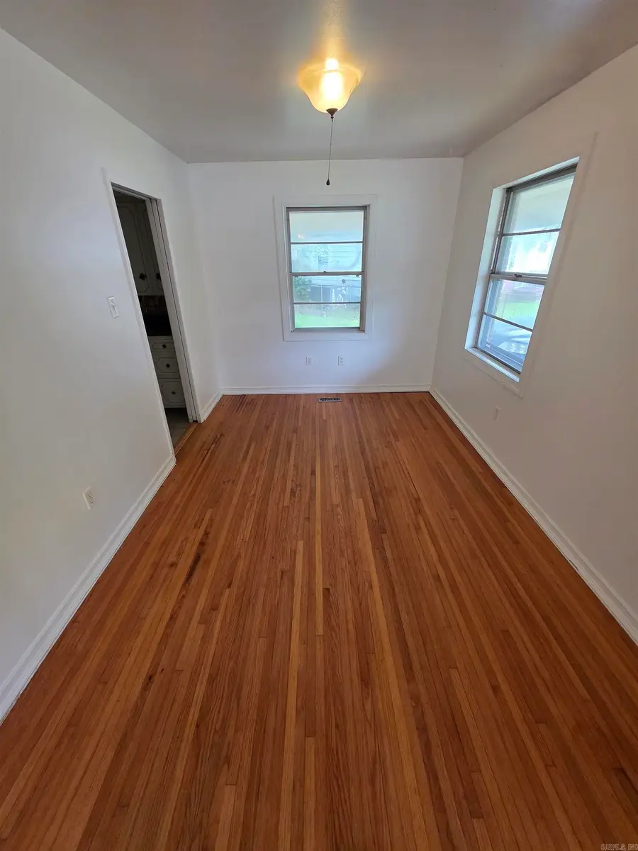 10 Hays Ct, North Little Rock, AR 72118 - #3