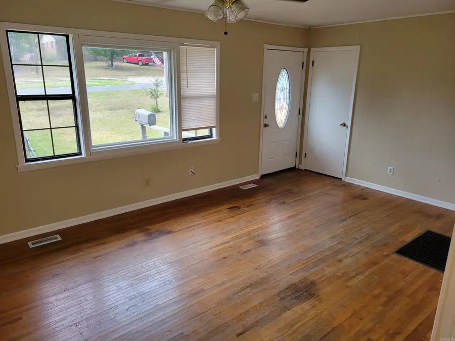 354 E Military Dr, North Little Rock, AR 72118 - #2