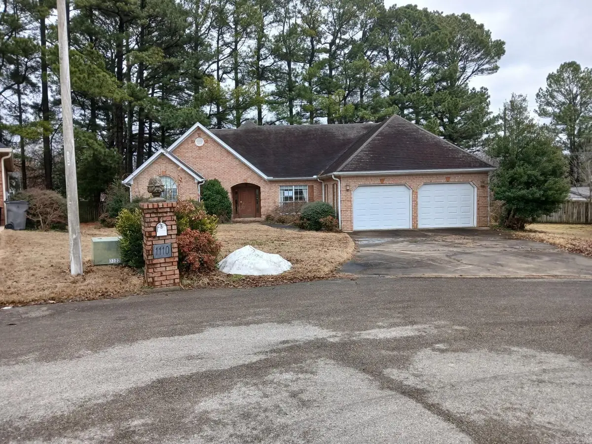 1110 S 11th Street, Paragould, AR 72450 - #1