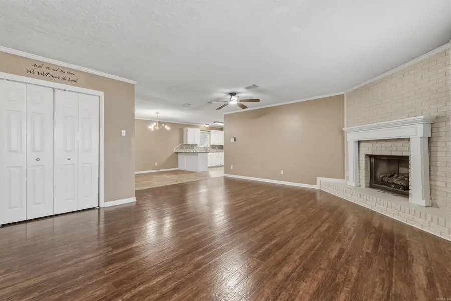 104 Quapaw Pl, Jacksonville, AR 72076 - #2