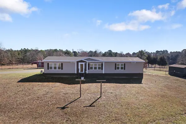 140 Foxwood Drive, Romance, AR 72136