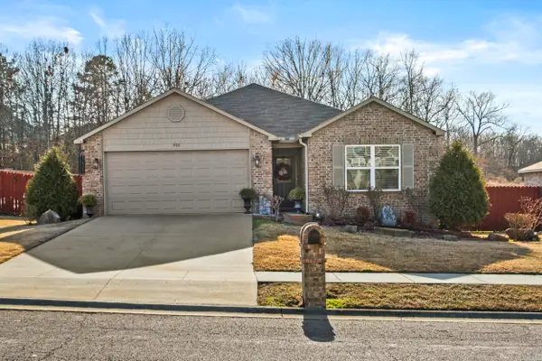 910 Pinehurst Loop, Cabot, AR 72023