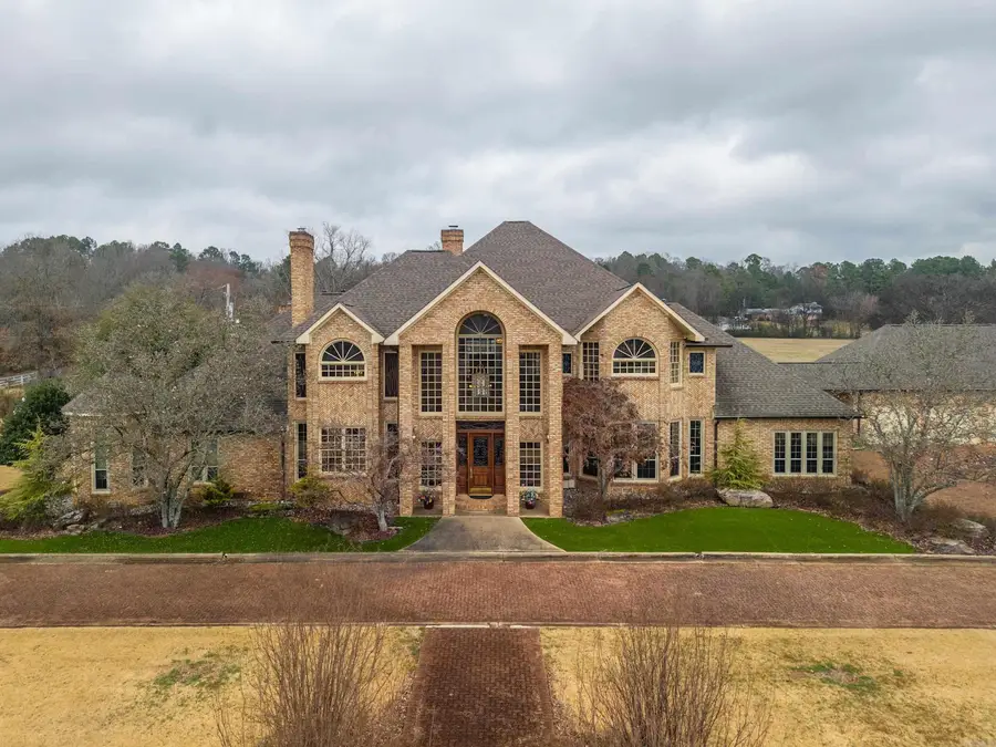 701 Ridgeway Street, Hot Springs National Park, AR 71901 - #2