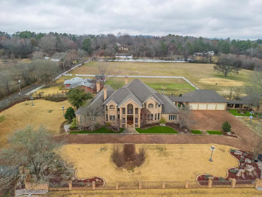 701 Ridgeway Street, Hot Springs National Park, AR 71901 - #3