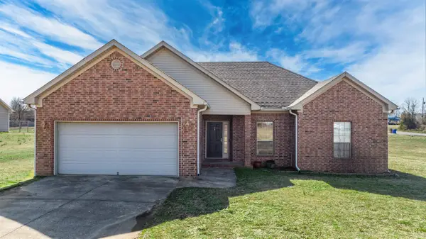 2 Lilley Cv, Greenbrier, AR 72058