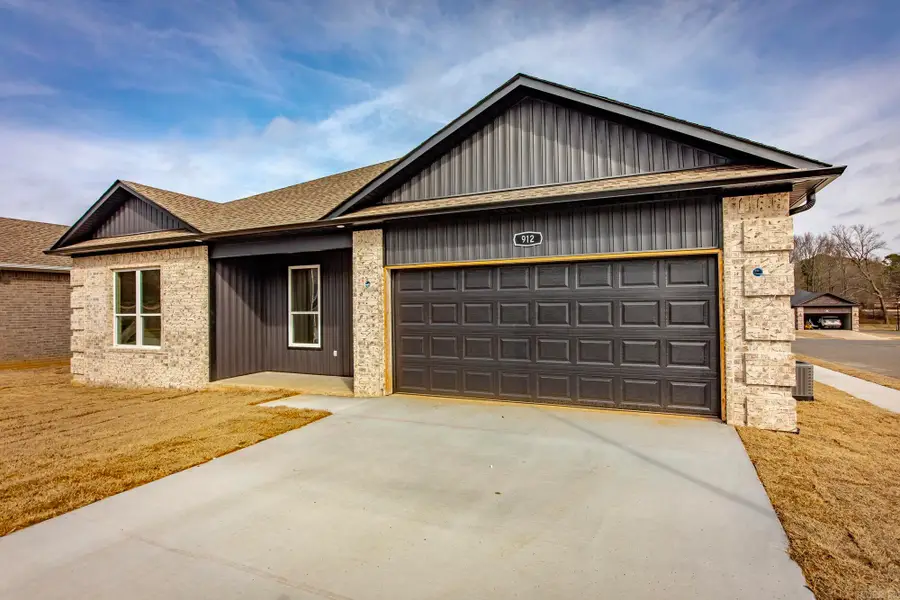 912 W Dell Vista Cove, Cabot, AR 72023 - #2