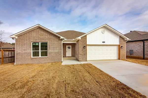 914 W Dell Vista Cove, Cabot, AR 72023