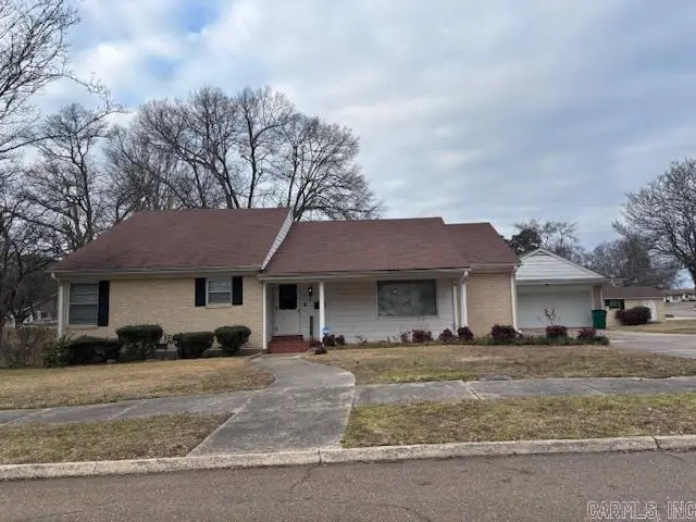 1106 Combs St, El Dorado, AR 71730 - #1