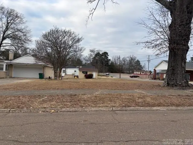 1106 Combs St, El Dorado, AR 71730 - #3